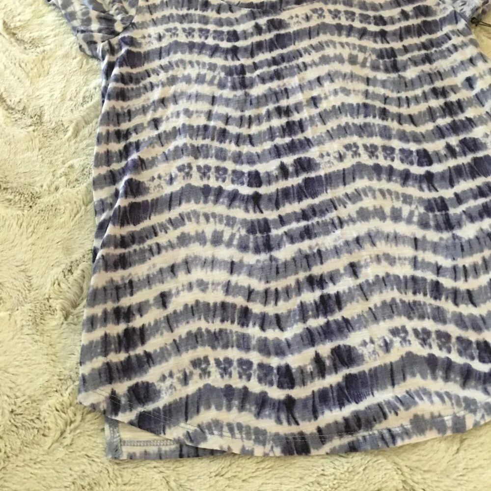 Nwt Vince Camuto blue white tie dye tee  shirt size XS